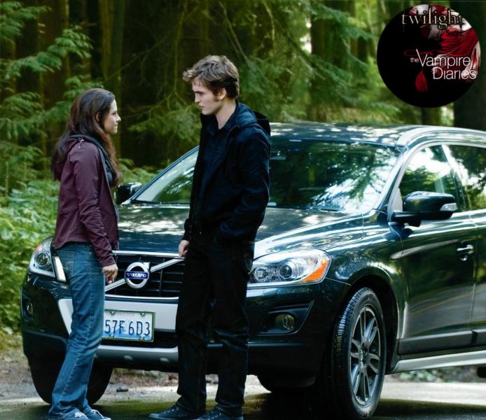 Bella, Edward i Volvo ;) puzzle